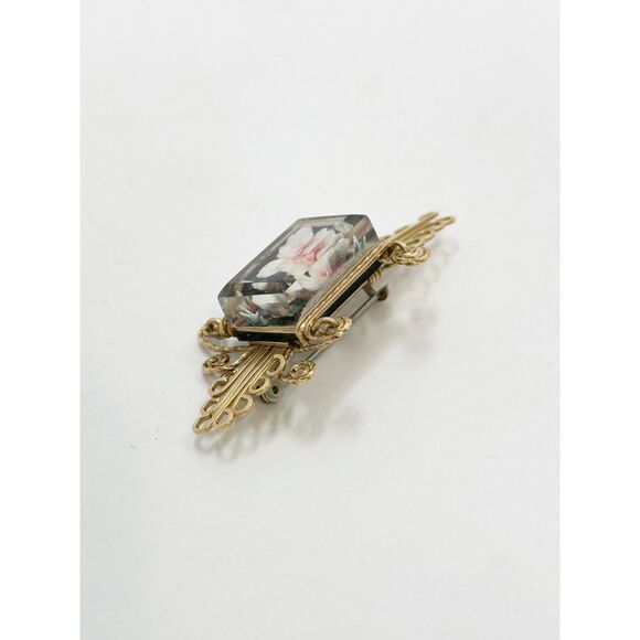 Reverse carved flower brooch 1950s lucite jewelry - Picture 3 of 4